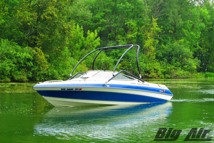 1991 Wellcraft Eclipse 186 boat with a black Big Air Vapor tower