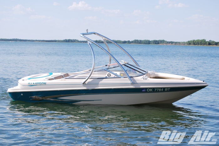 1998 Glastron boat with Big Air Ice Tower in polished finish