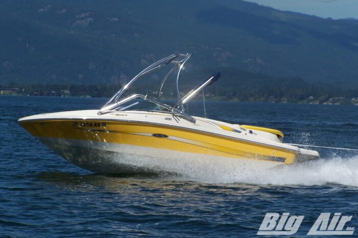 Sea Ray sport boat with Big Air Vapor tower in polished finish