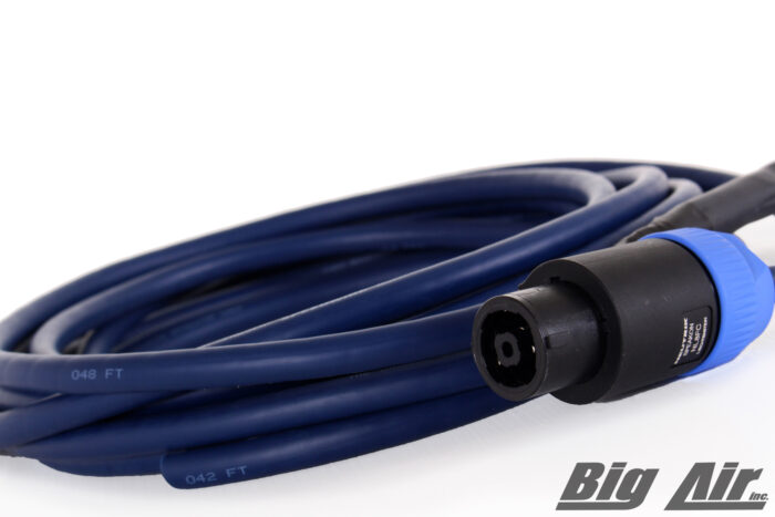 showcasing the female end of the quick disconnect on the Big Air 8-pin wiring harness